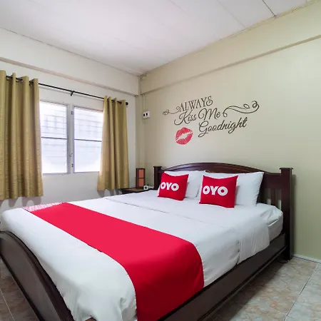 Oyo 838 Aromdee Apartment